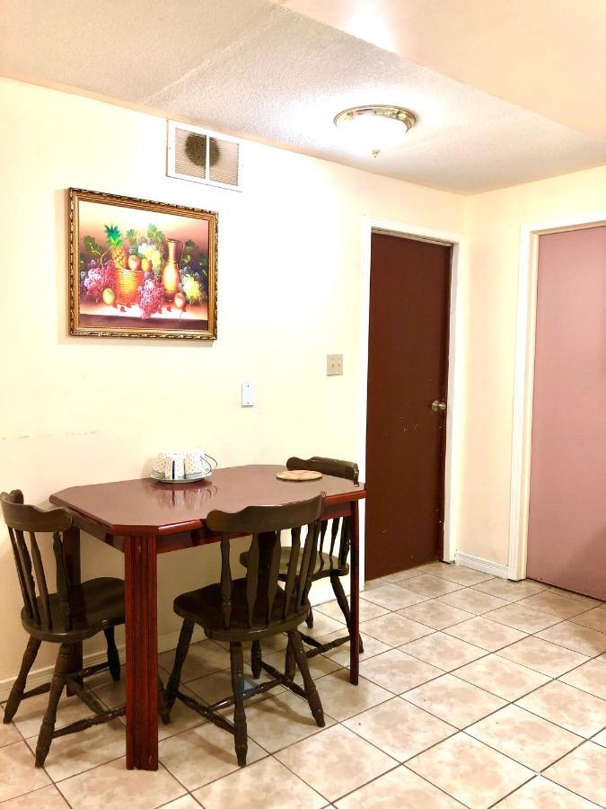Bright Room By Smartying York University Торонто Экстерьер фото